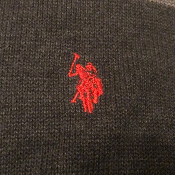 U.S. Polo Assn. Pullover - Picture 4 of 5